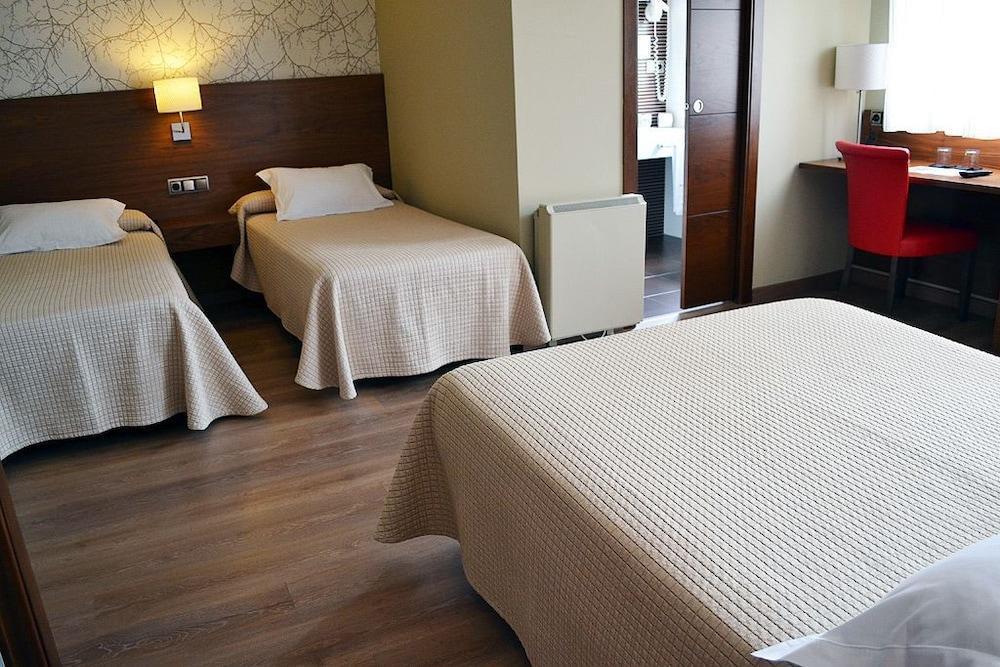 Hotel Piramide Портоново Екстериор снимка