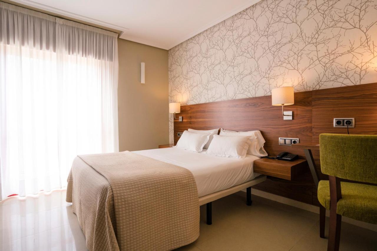 Hotel Piramide Портоново Екстериор снимка