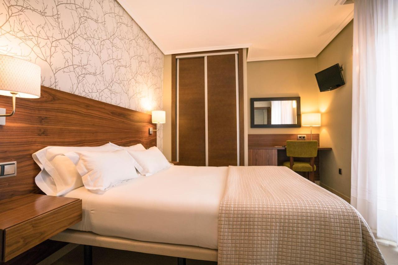 Hotel Piramide Портоново Екстериор снимка