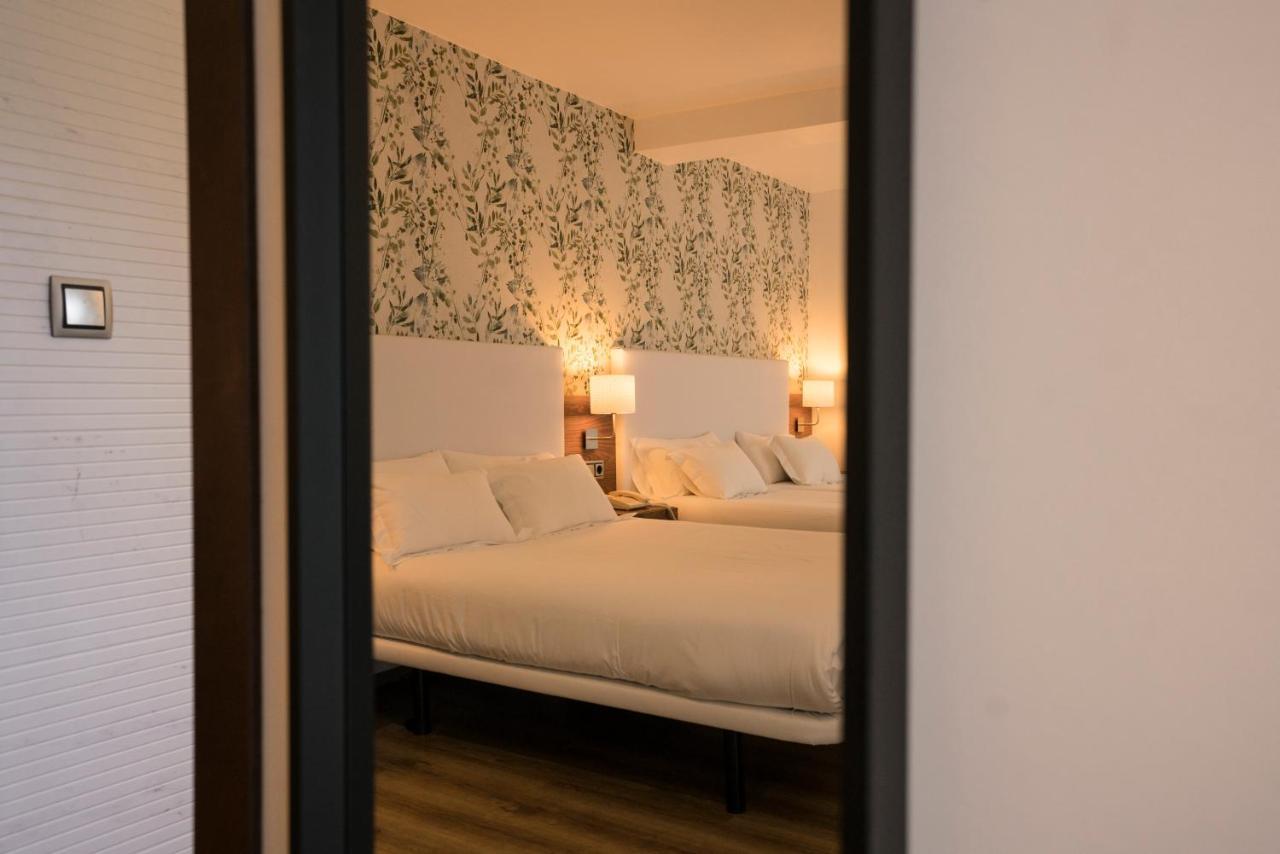 Hotel Piramide Портоново Екстериор снимка