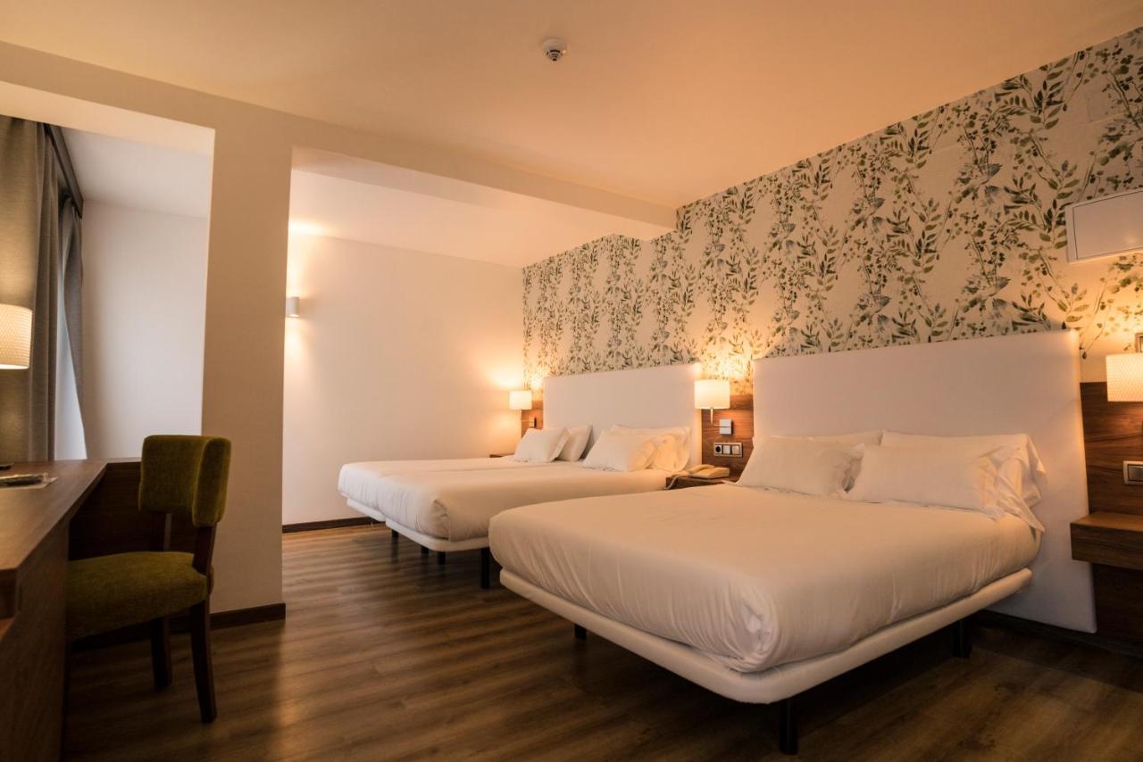 Hotel Piramide Портоново Екстериор снимка