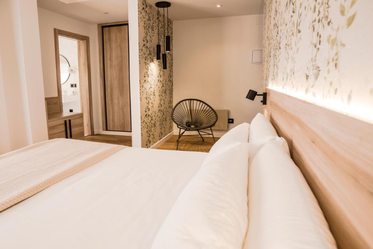Hotel Piramide Портоново Екстериор снимка