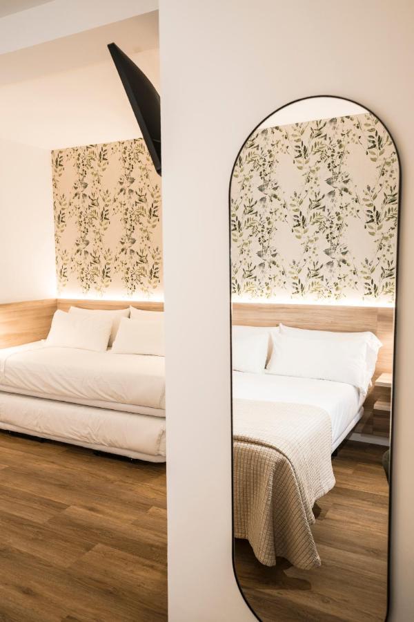 Hotel Piramide Портоново Екстериор снимка
